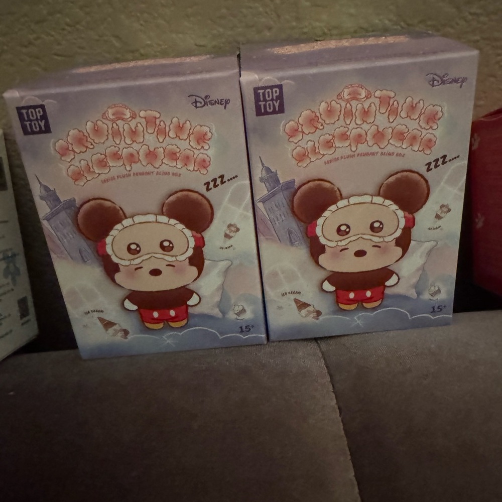 TOP TOY Disney Squinting Sleepwear Series Plush Pendant Blind Box.